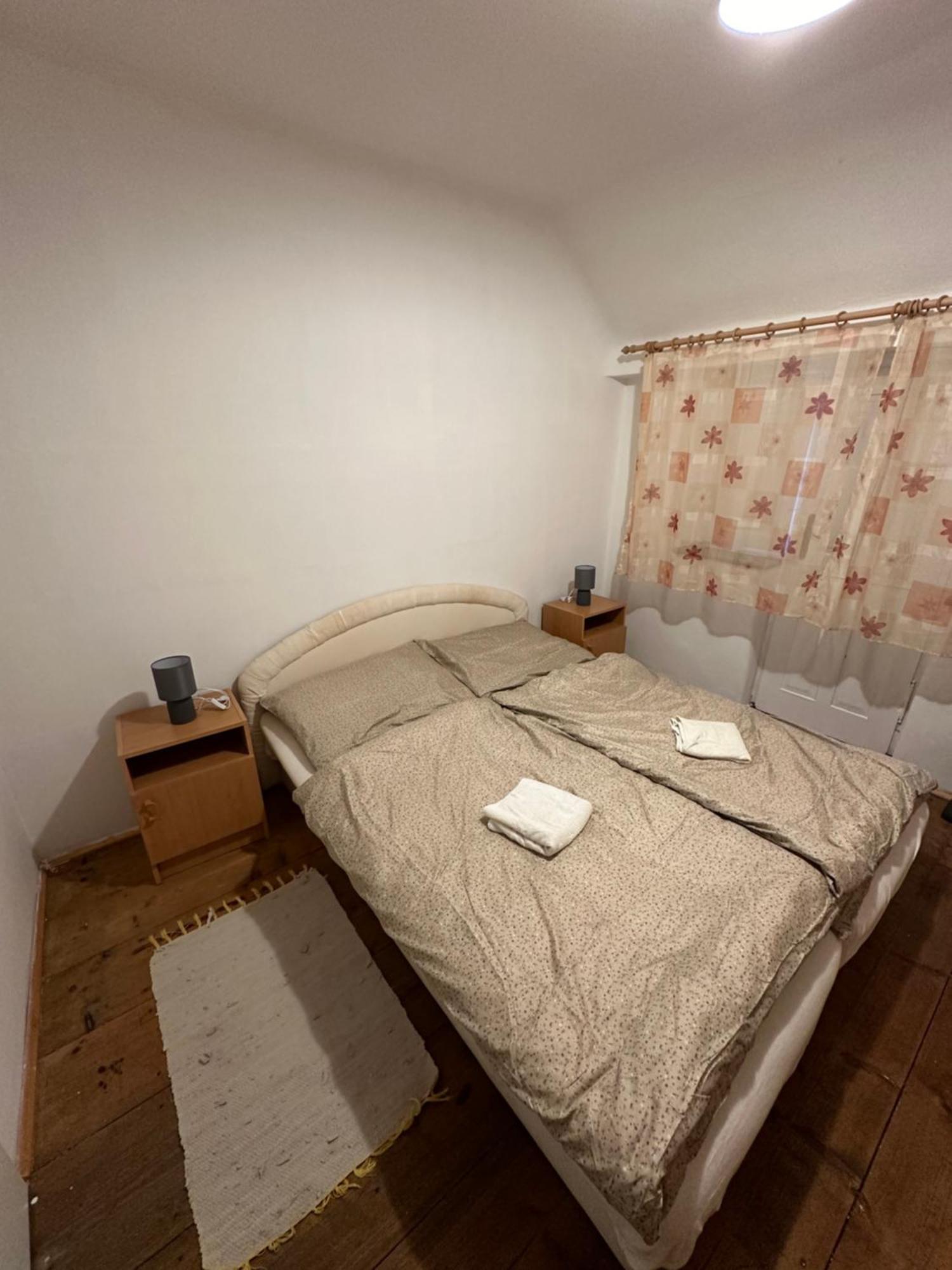 Apartment Dehtare Ngoại thất bức ảnh
