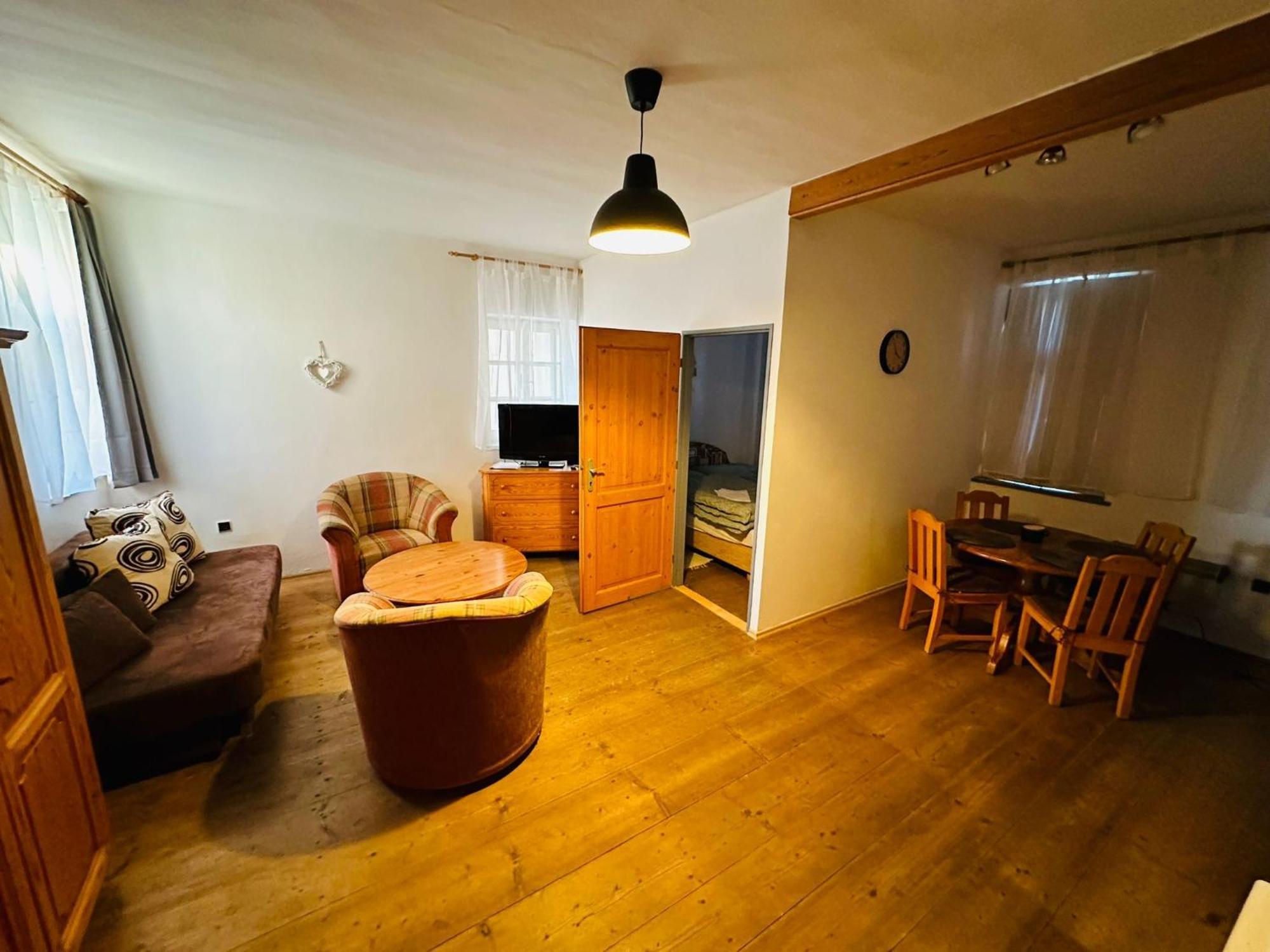 Apartment Dehtare Ngoại thất bức ảnh